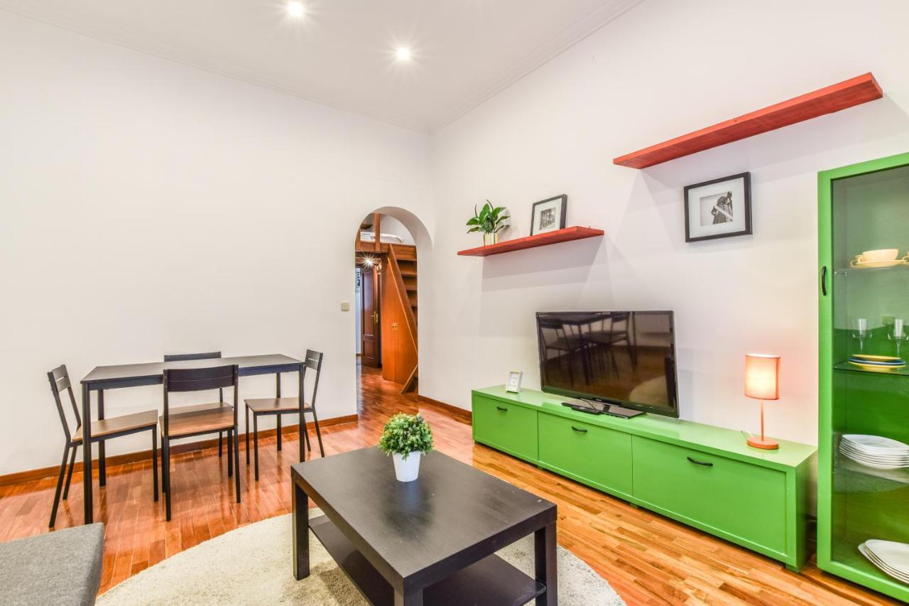 Apartamento Puente De Segovia Apartman Madrid Kültér fotó
