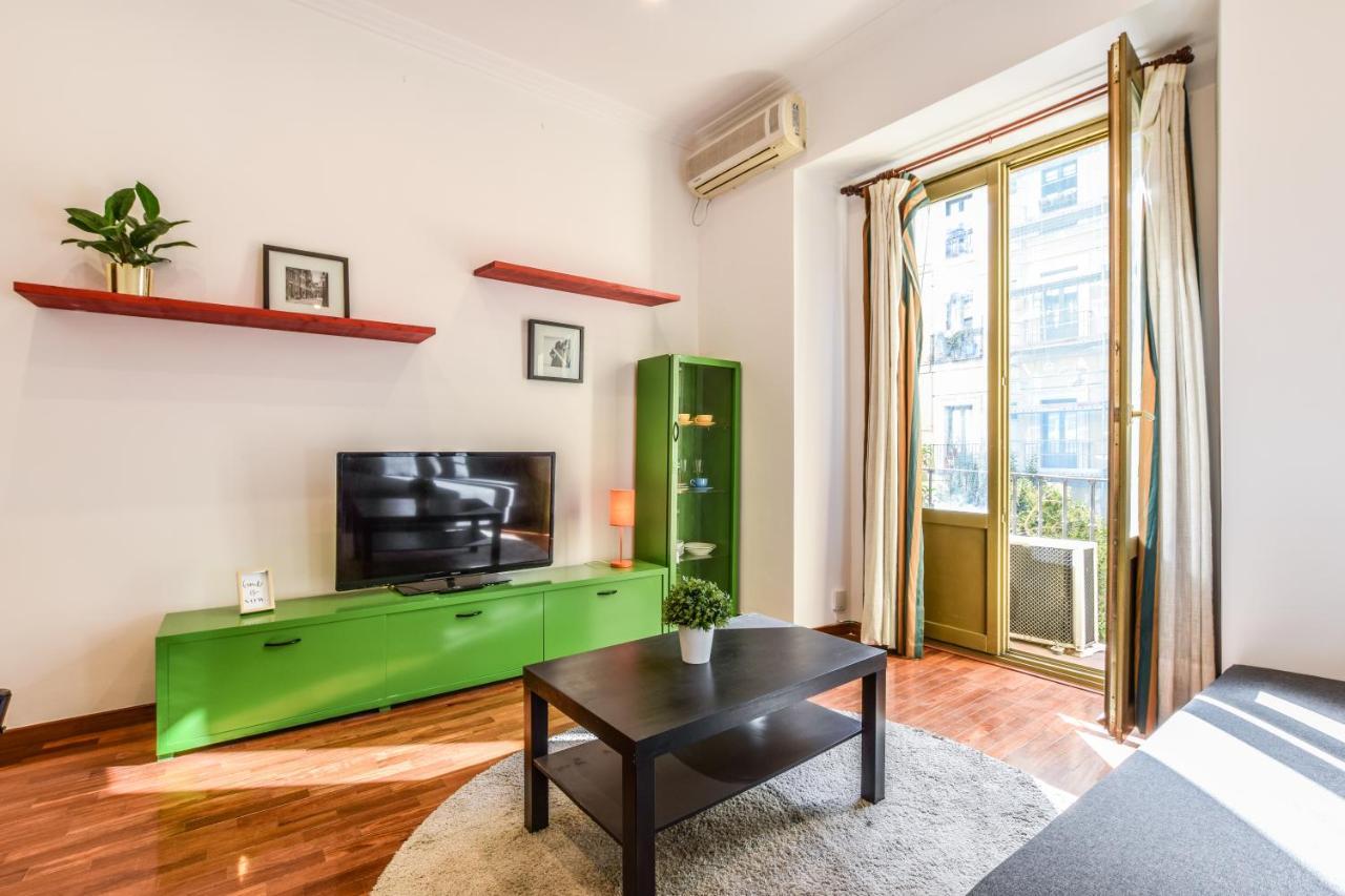 Apartamento Puente De Segovia Apartman Madrid Kültér fotó