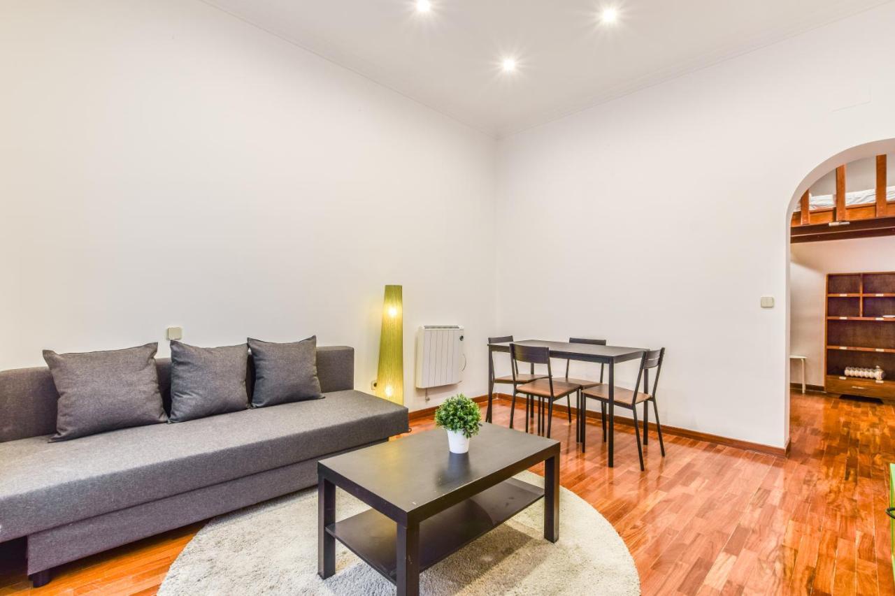 Apartamento Puente De Segovia Apartman Madrid Kültér fotó